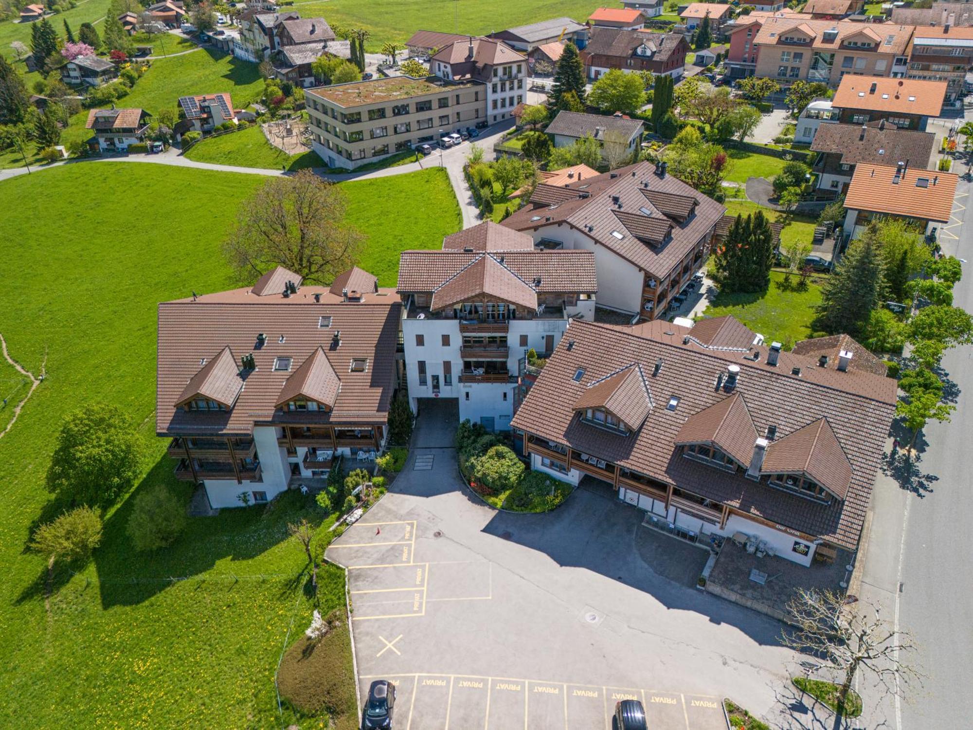 Hotel Aeschipark Aeschi Bei Spiez Exteriör bild