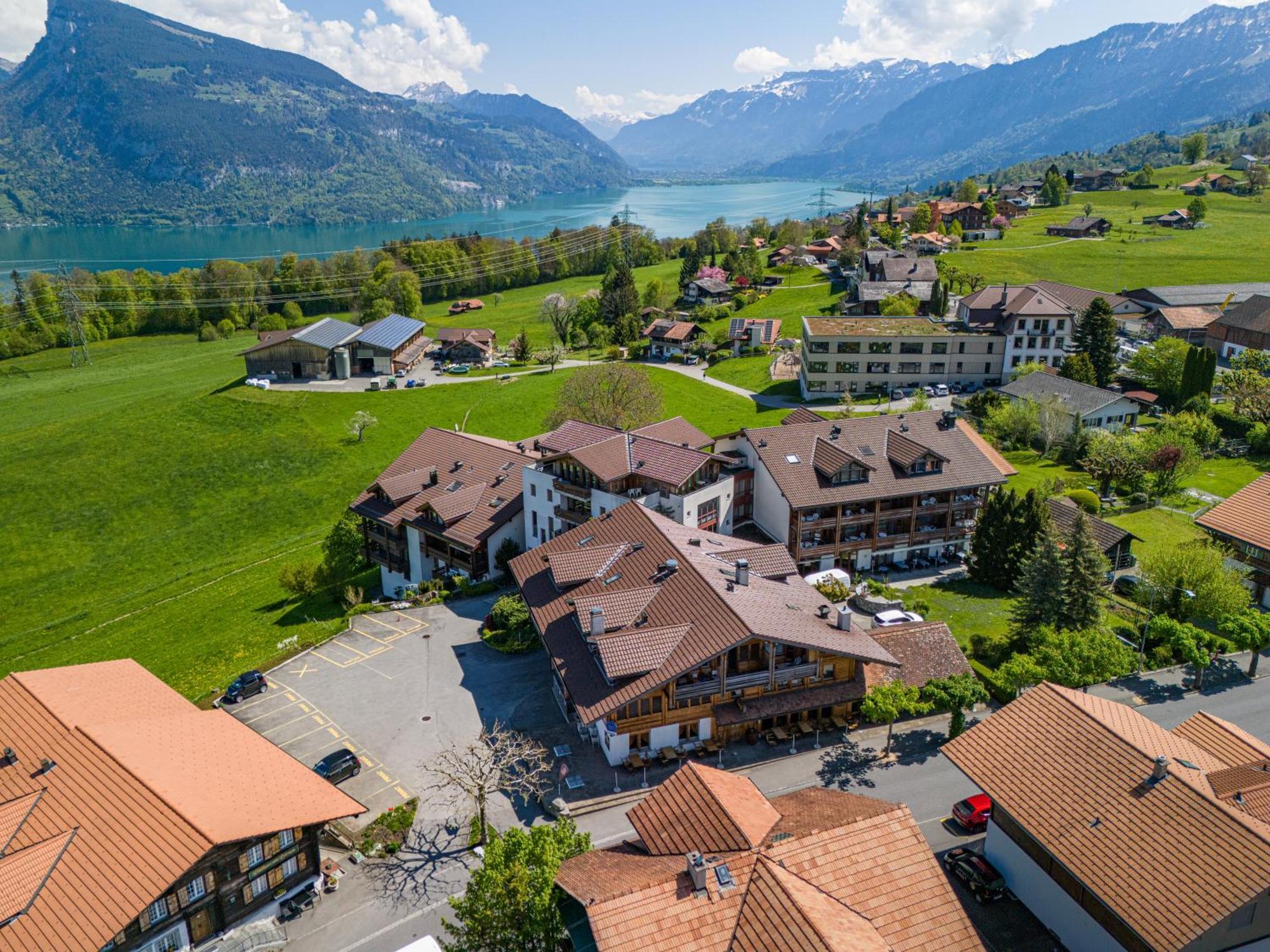 Hotel Aeschipark Aeschi Bei Spiez Exteriör bild