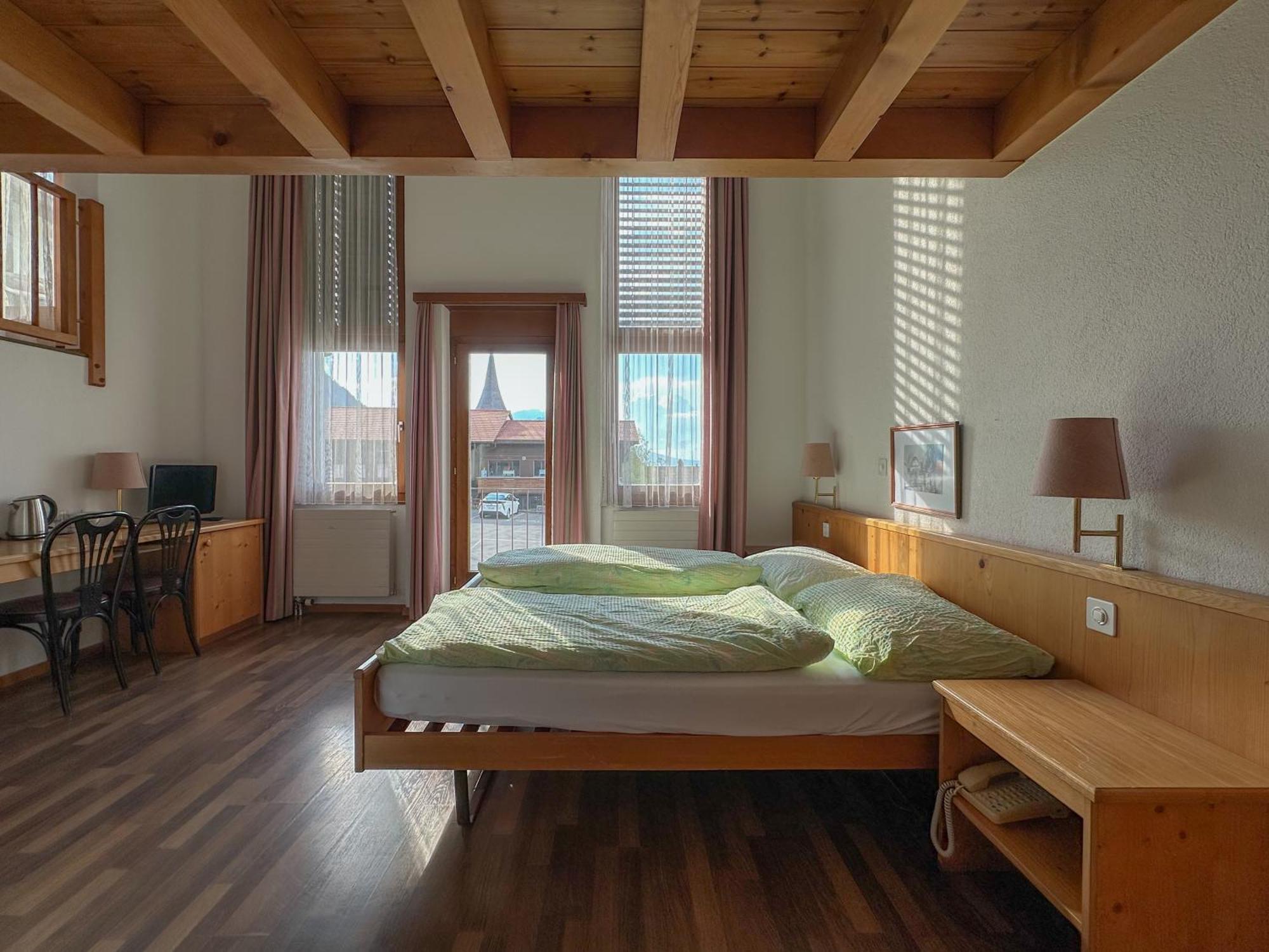 Hotel Aeschipark Aeschi Bei Spiez Exteriör bild